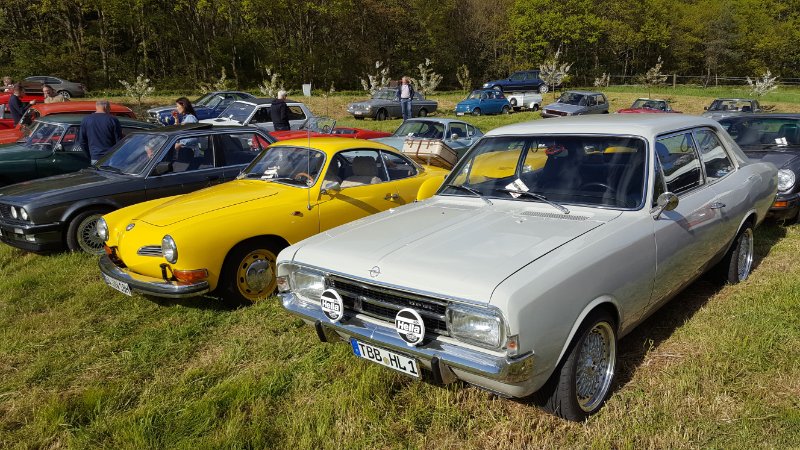 Old-Youngtimer Treffen_Roellfeld_04.05.2016_041.jpg